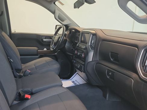 Used 2019 Chevrolet Silverado 1500 LT w/ All-Star Edition AWD/4WD image 17