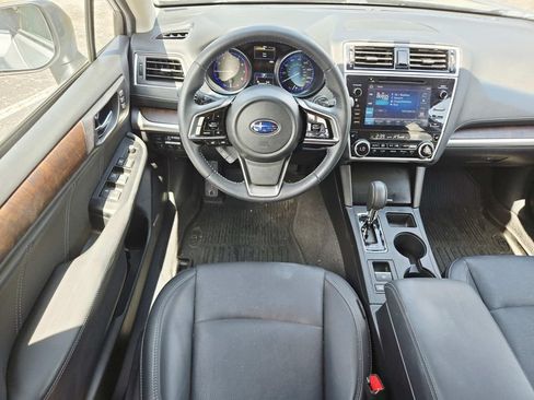 Used 2019 Subaru Outback 2.5i Limited w/ Popular Package #2 AWD/4WD image 11