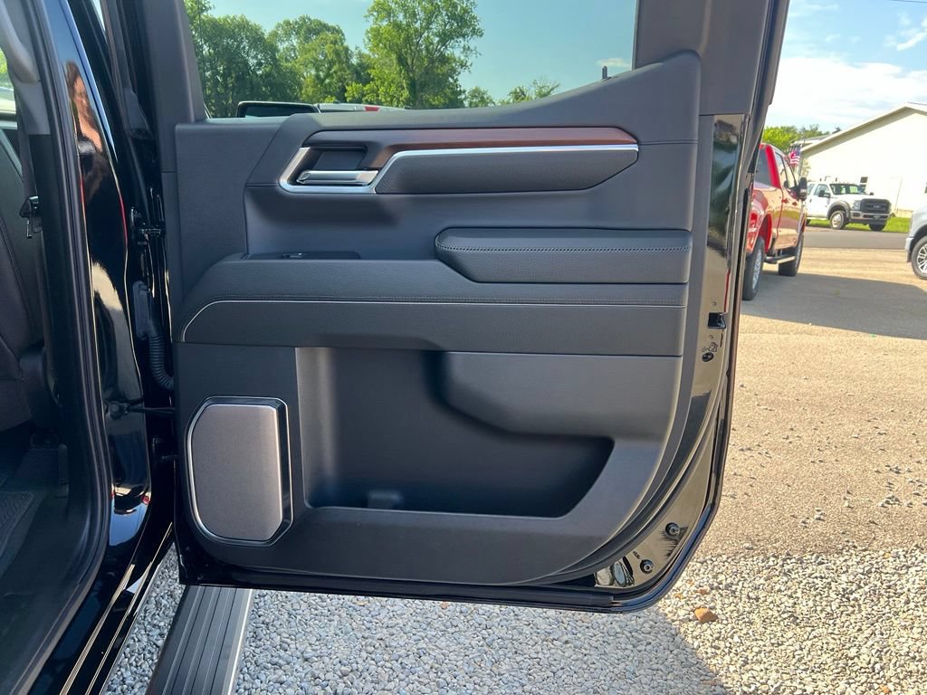 Used 2024 GMC Sierra 1500 Denali AWD/4WD image 19