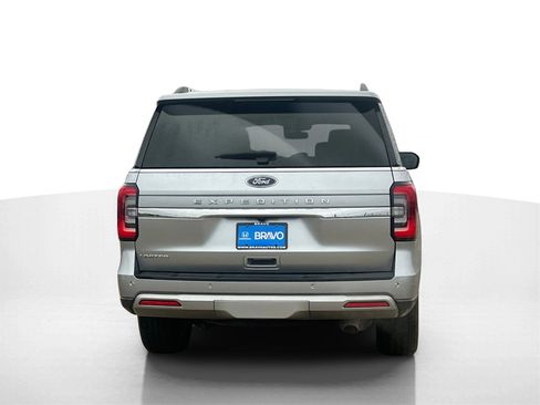 Used 2023 Ford Expedition Limited image 6