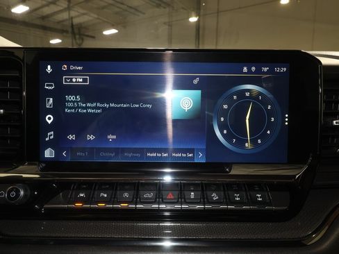Used 2024 Chevrolet Silverado 1500 ZR2 AWD/4WD image 13