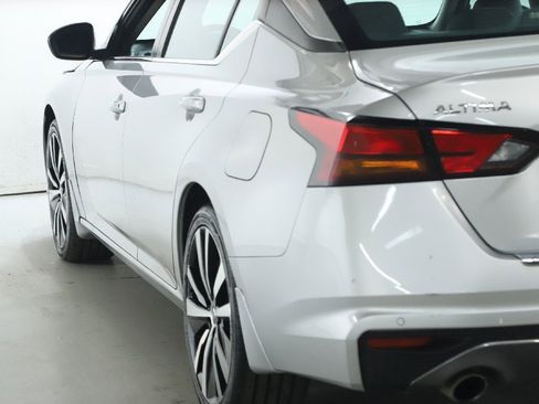 Used 2020 Nissan Altima 2.5 SR image 41