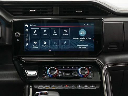 Used 2024 GMC Sierra 1500 AT4X image 17