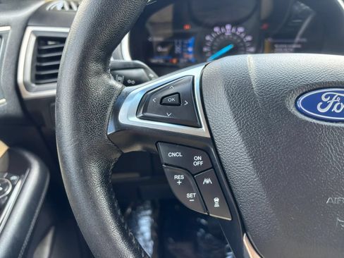 Used 2020 Ford Edge SEL w/ Convenience Package FWD image 21