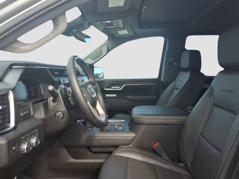 Used 2026 GMC Sierra 1500 Denali AWD/4WD image 7