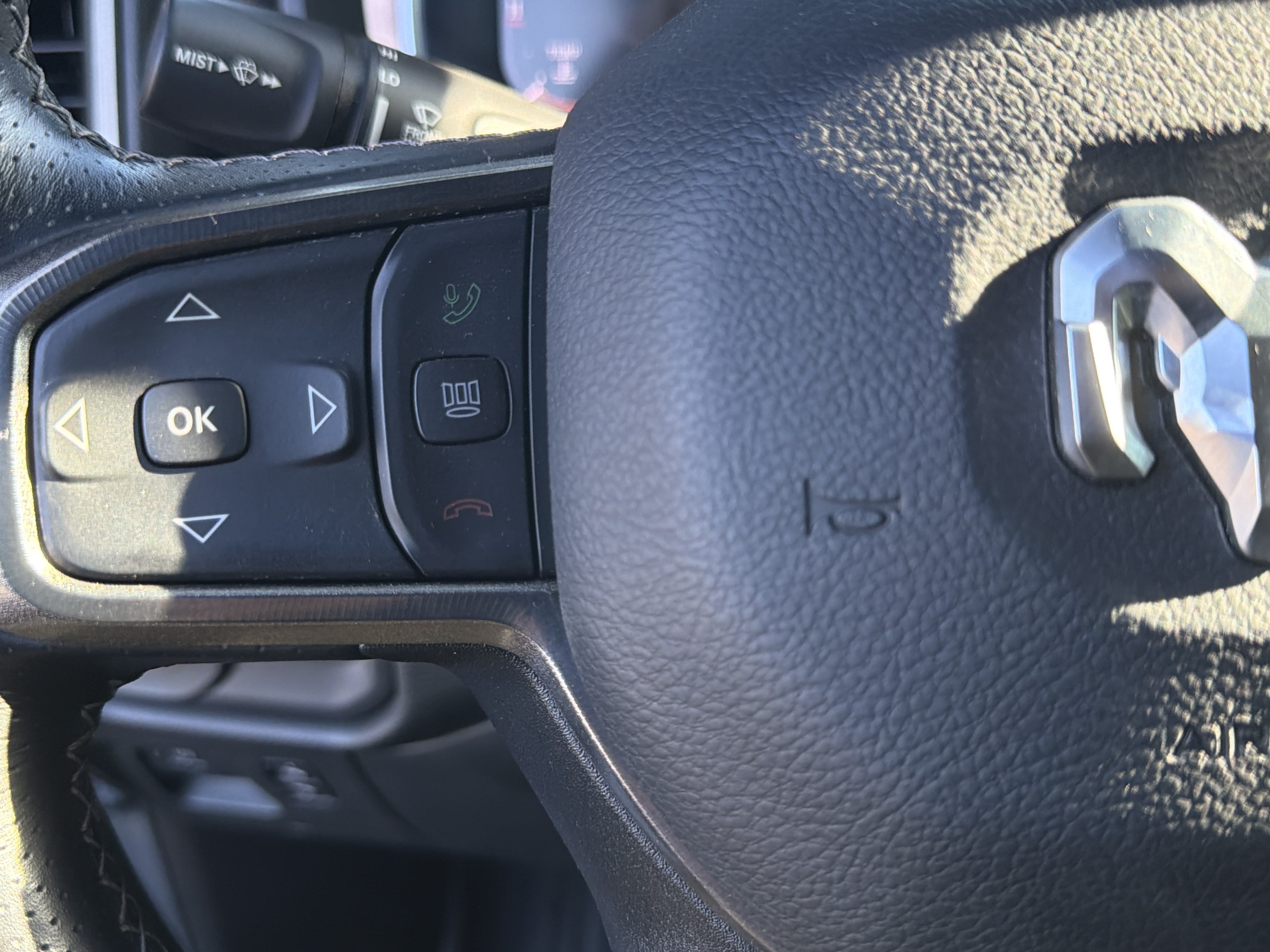 Used 2023 RAM 1500 Sport AWD/4WD image 29