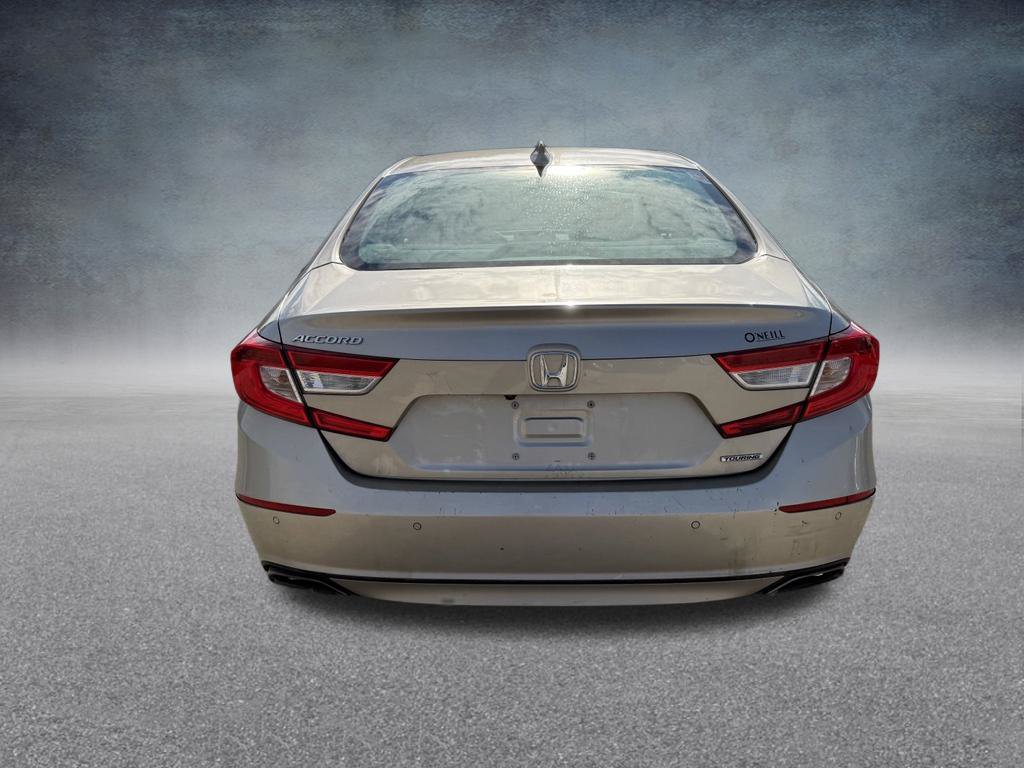 Used 2018 Honda Accord Touring image 5