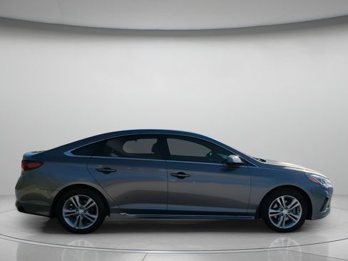 Used 2018 Hyundai Sonata Sport image 31
