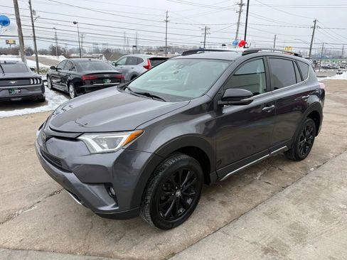 Used 2018 Toyota RAV4 Adventure image 4