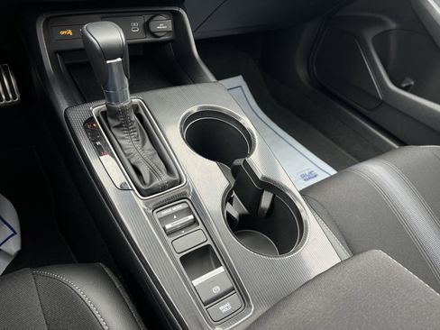 Used 2025 Honda Civic Sport image 17