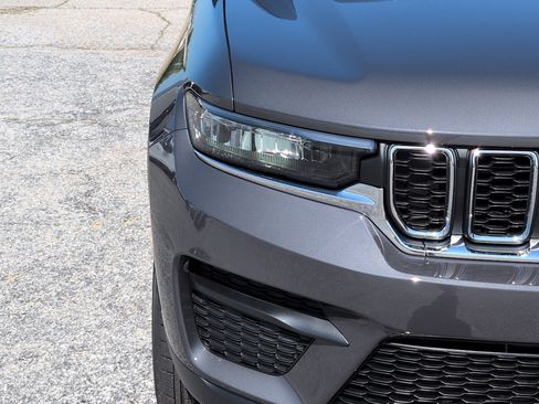 New 2026 Jeep Grand Cherokee Laredo X RWD image 8