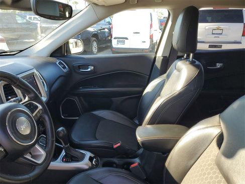 Used 2017 Jeep Compass Latitude w/ Popular Equipment Group image 14