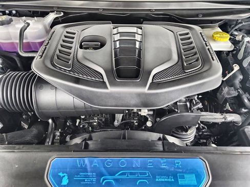 New 2025 Jeep Wagoneer L Series II image 37