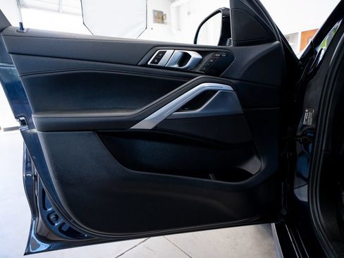Used 2023 BMW X6 xDrive40i w/ M Sport Package AWD/4WD image 28