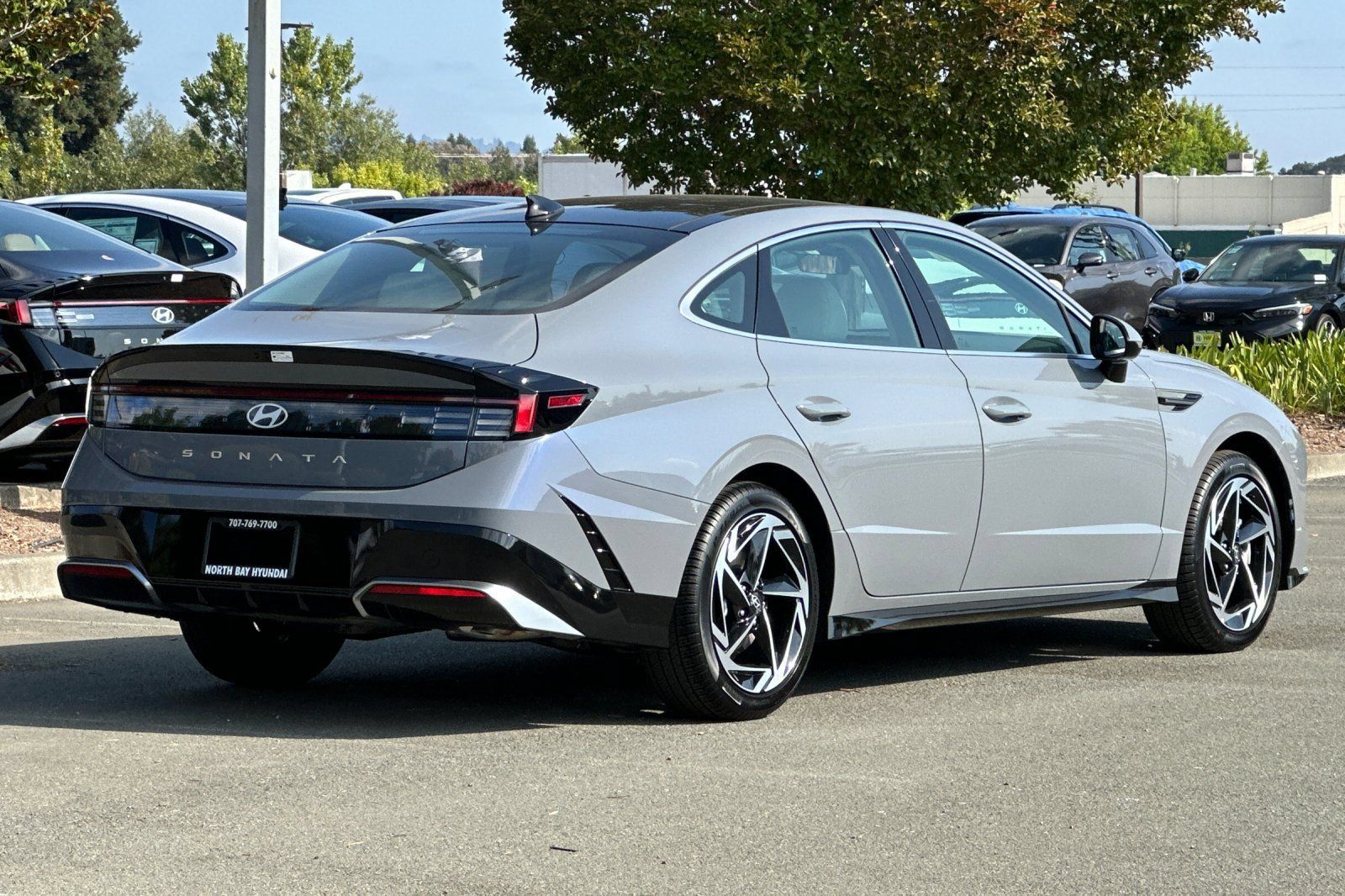 Certified 2025 Hyundai Sonata SEL FWD image 4