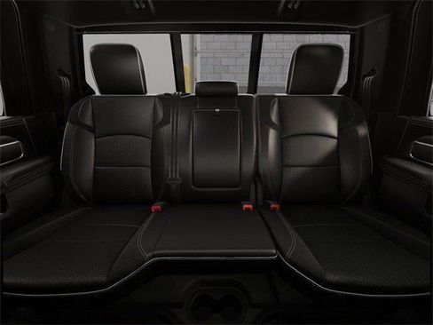 New 2026 RAM 2500 Laramie w/ Night Edition AWD/4WD image 12
