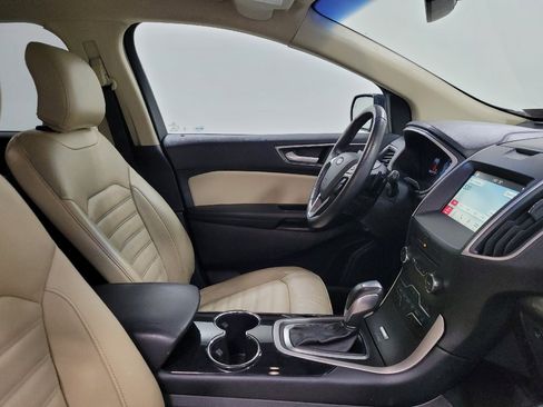 Used 2017 Ford Edge SEL w/ Equipment Group 201A AWD/4WD image 21
