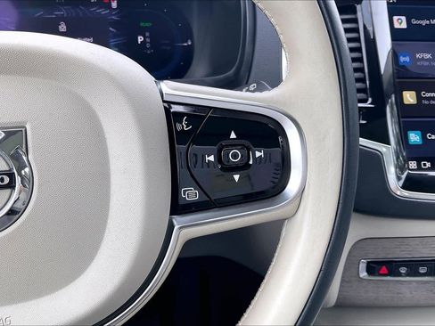 Used 2023 Volvo XC90 T8 Ultimate w/ Protection Package Premier image 22