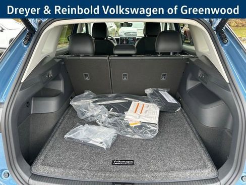 New 2026 Volkswagen Tiguan SE image 30
