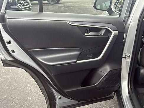 Certified 2025 Toyota RAV4 XLE AWD/4WD image 17