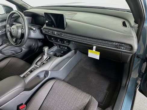 Certified 2026 Honda HR-V Sport image 30