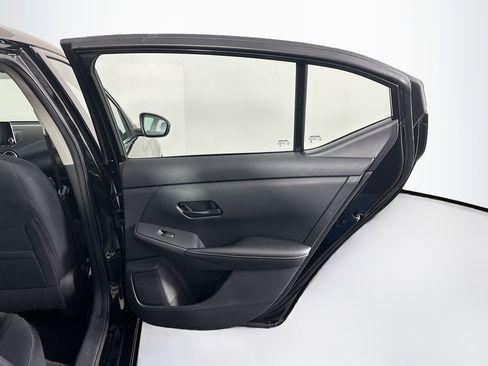 Used 2024 Nissan Sentra SV image 27