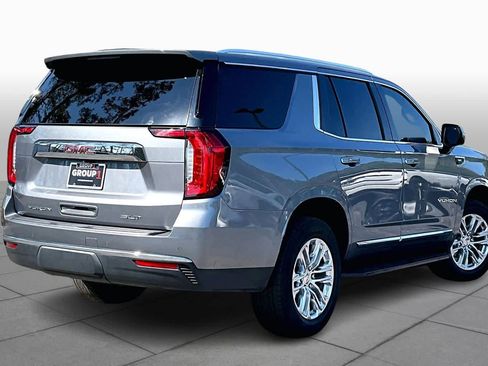 Used 2021 GMC Yukon SLT w/ SLT Premium Package image 13