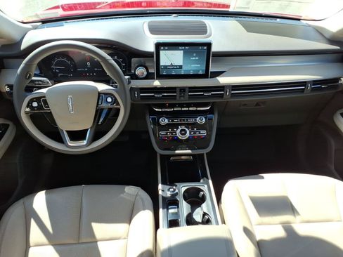 Certified 2022 Lincoln Corsair AWD w/ Equipment Group 101A image 13
