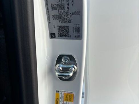 New 2026 Chevrolet Colorado LT w/ LT Convenience Package AWD/4WD image 22