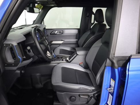 Used 2022 Ford Bronco Black Diamond AWD/4WD image 33