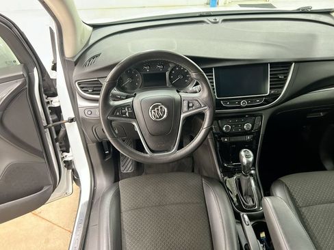 Used 2018 Buick Encore Preferred FWD image 19