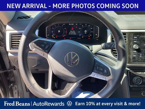 Used 2023 Volkswagen Atlas SE w/ Panoramic Sunroof Package AWD/4WD image 13