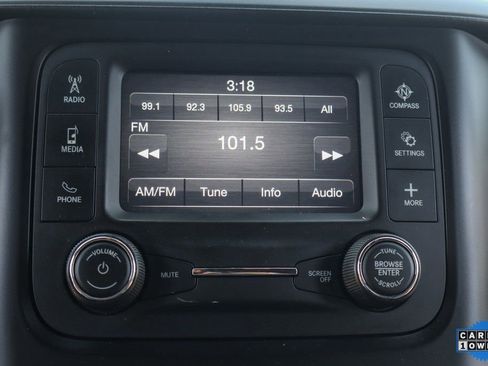 Used 2022 RAM 5500 Tradesman w/ Chrome Appearance Group RWD image 25