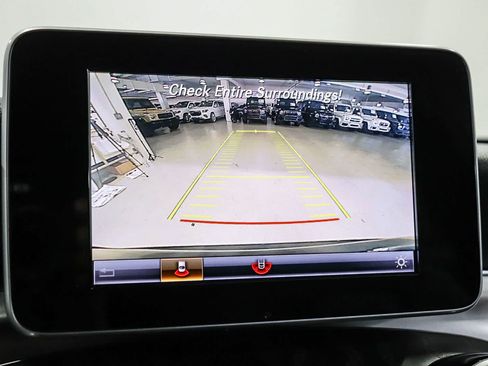 Used 2019 Mercedes-Benz GLC 300 image 23