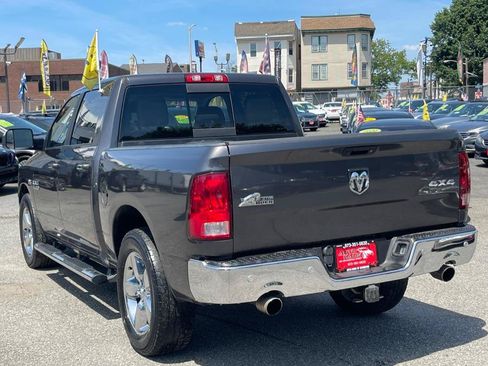 Used 2017 RAM 1500 SLT AWD/4WD image 4