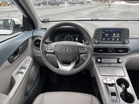 Used 2021 Hyundai Kona Limited image 22