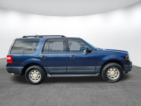 Used 2016 Ford Expedition XL AWD/4WD image 2