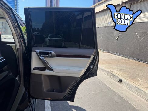 Used 2019 Lexus GX 460 AWD/4WD image 23