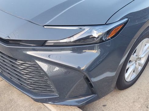 Used 2026 Toyota Camry LE FWD image 8