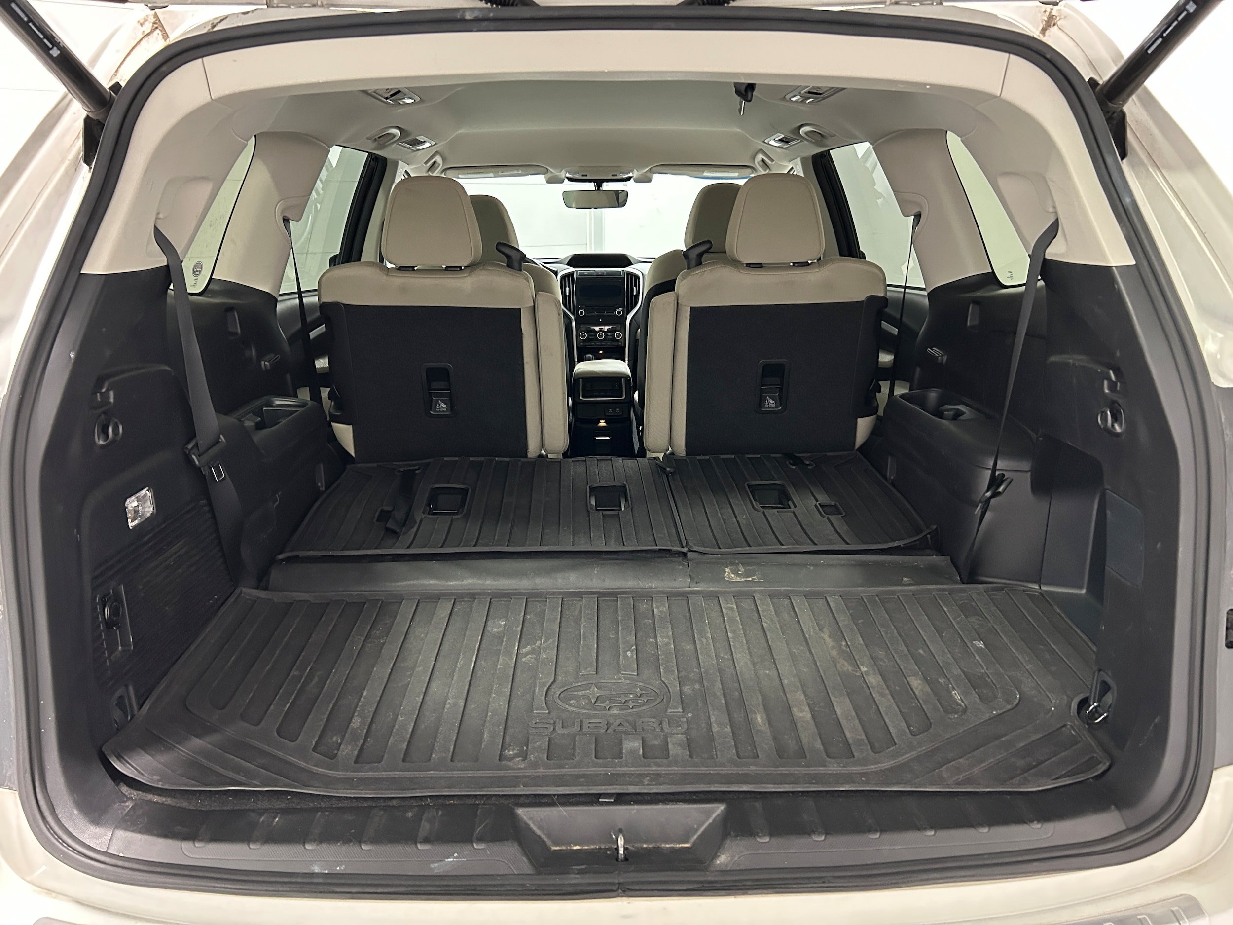 Used 2020 Subaru Ascent Premium w/ Convenience Package AWD/4WD image 34