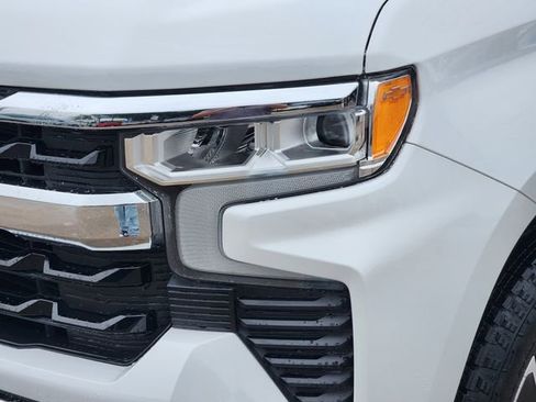 Used 2023 Chevrolet Silverado 1500 LT image 9