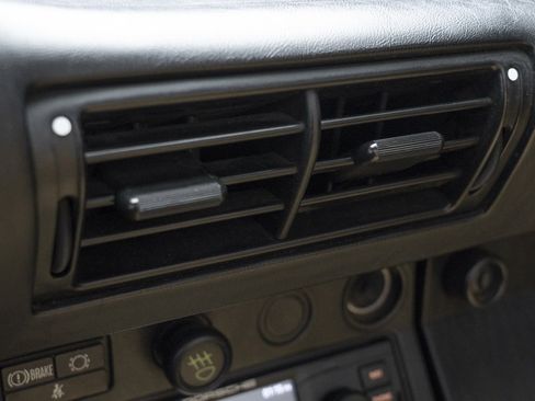 Used 1987 Porsche 911 Carrera image 13