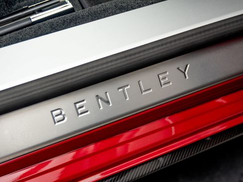 Certified 2024 Bentley Flying Spur S V8 AWD/4WD image 38