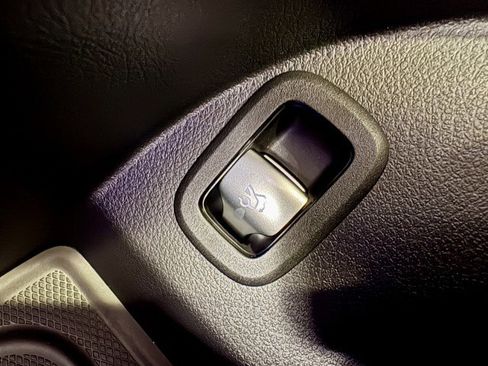 New 2026 Mercedes-Benz GLC 300 GLC 300 image 21