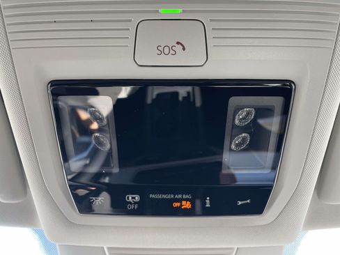 New 2026 Volkswagen Tiguan SE FWD image 29