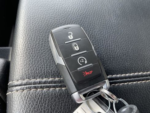 Certified 2025 RAM 1500 Laramie image 27