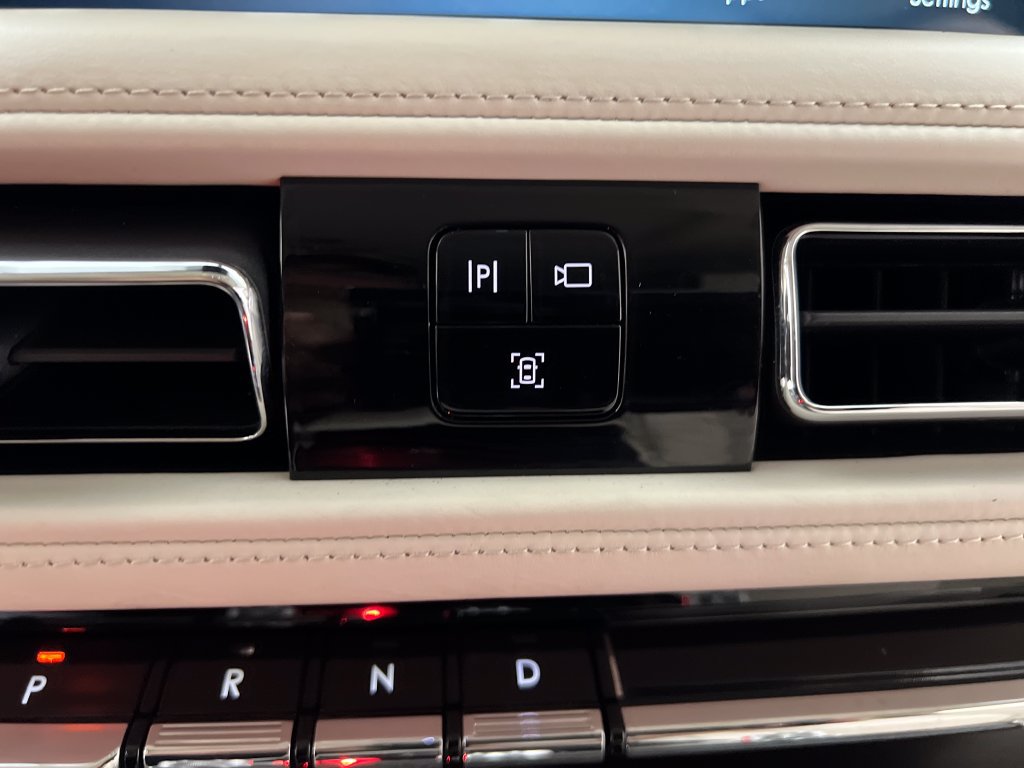 Used 2020 Lincoln Aviator Black Label w/ Dynamic Handling Package AWD/4WD image 59