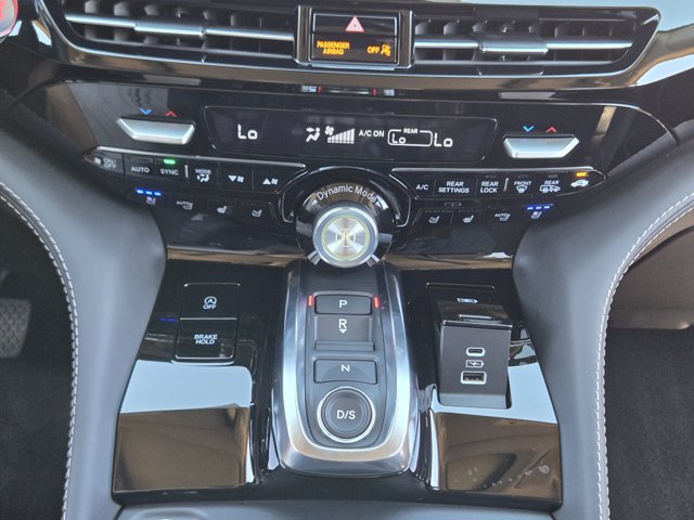 Certified 2026 Acura MDX w/ Advance Package AWD/4WD image 20