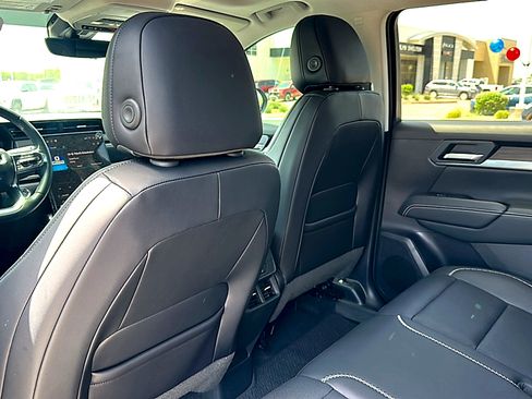 Used 2026 GMC Terrain Denali AWD/4WD image 18