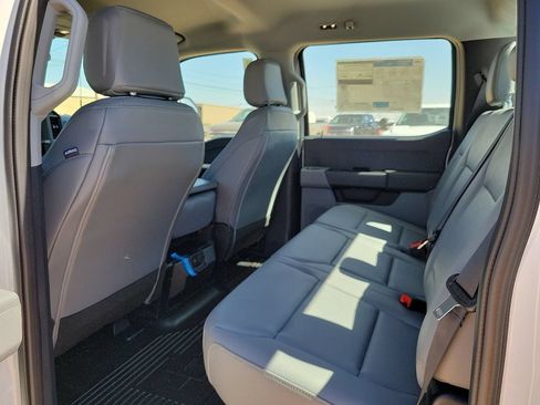New 2026 Ford F250 XL w/ XL Off-Road Package AWD/4WD image 16